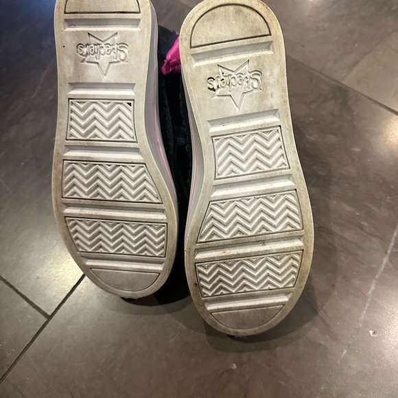 Girls Skechers high top, size 12.5 - Picture 4 of 6